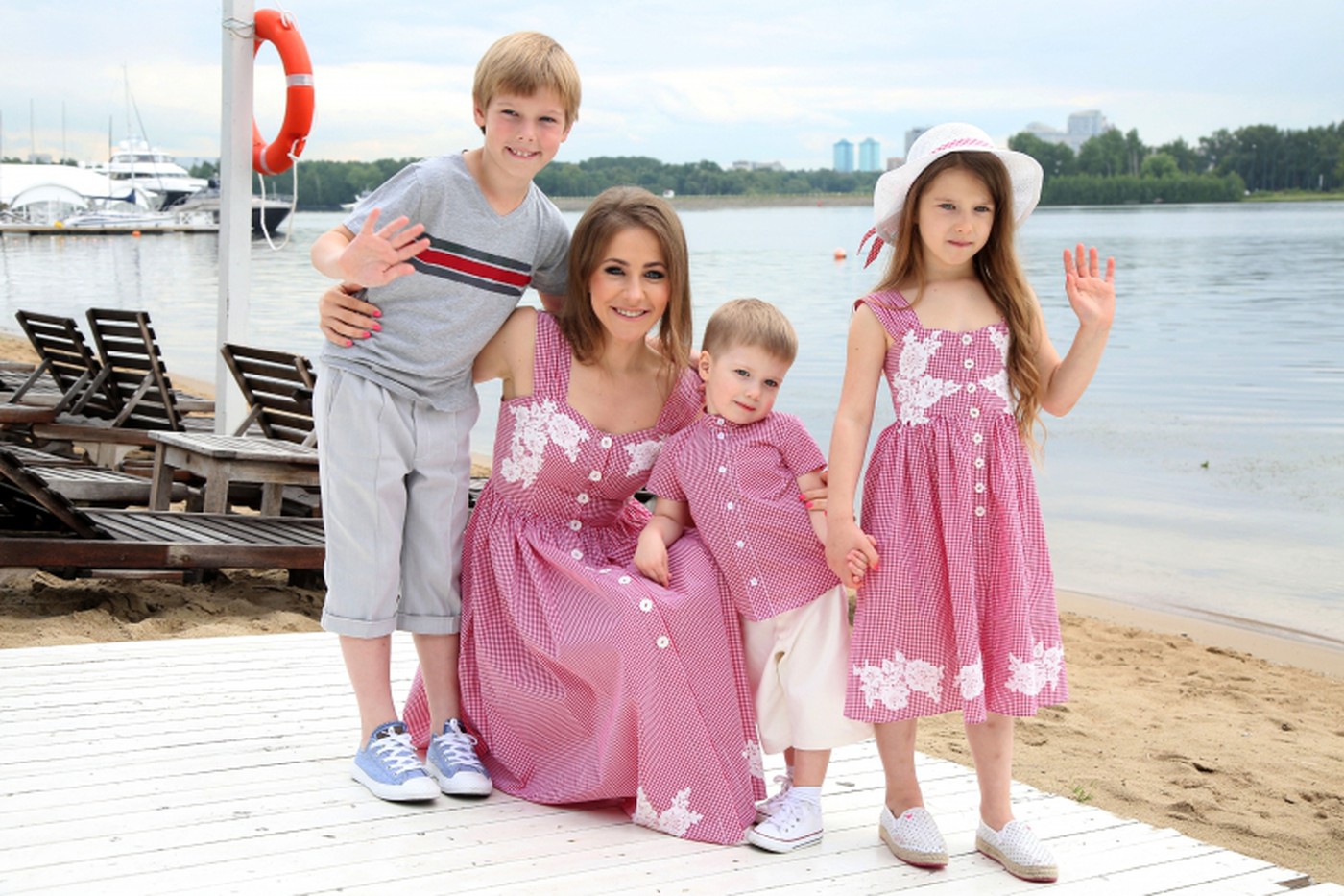 Барановская и аршавин фото с детьми