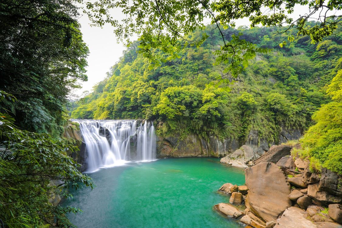 Shifen Waterfall