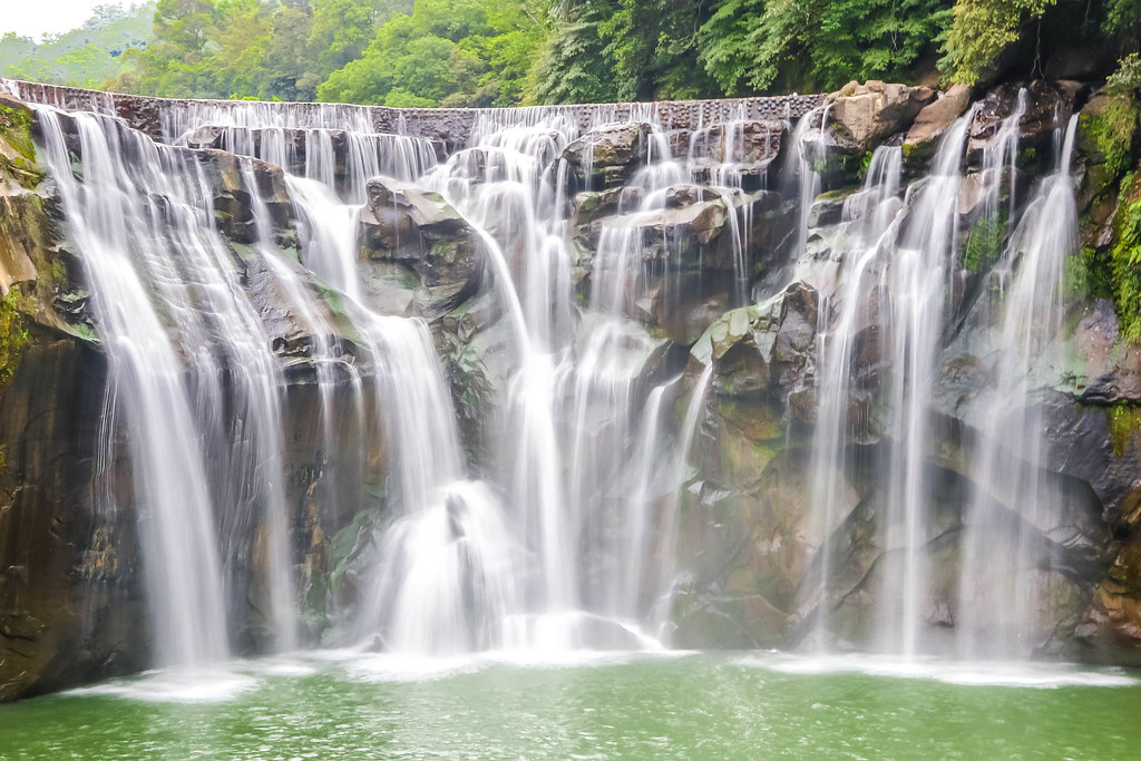 Shifen Waterfall