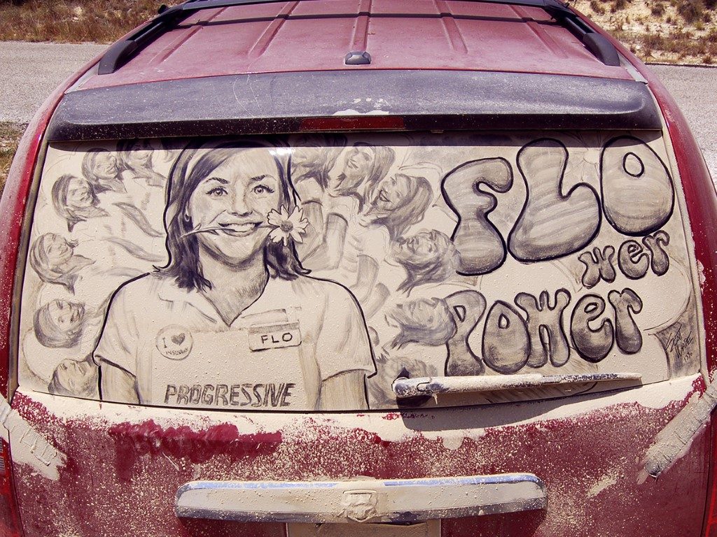 Drawings on dirty cars