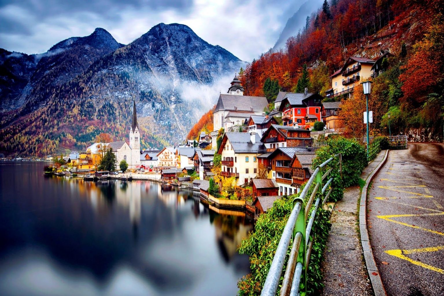  Hallstatt, Austria