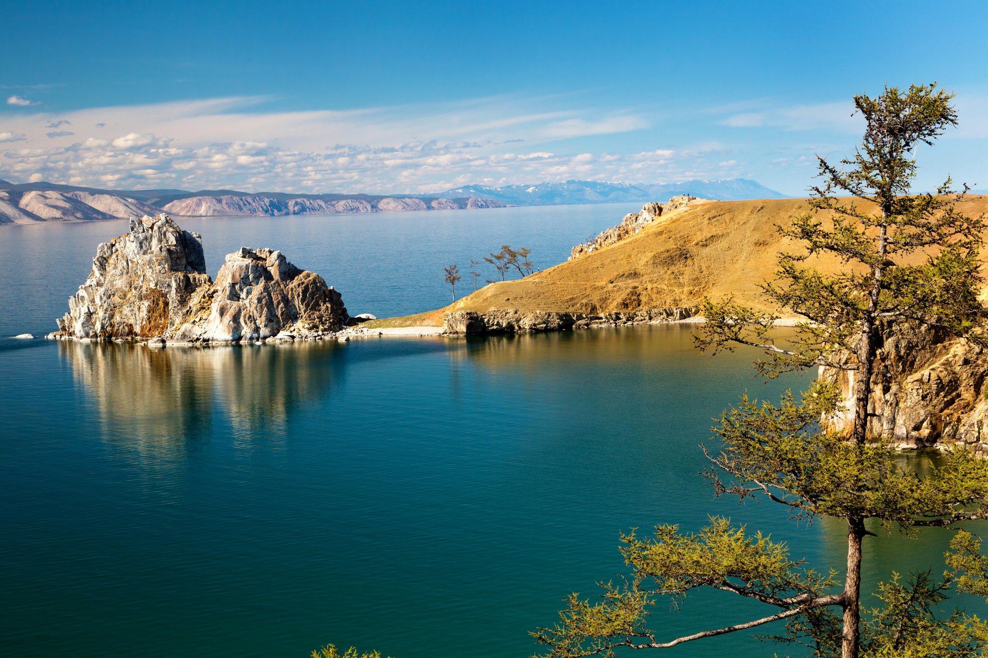  Lake Baikal, Russia — 1,642 meters