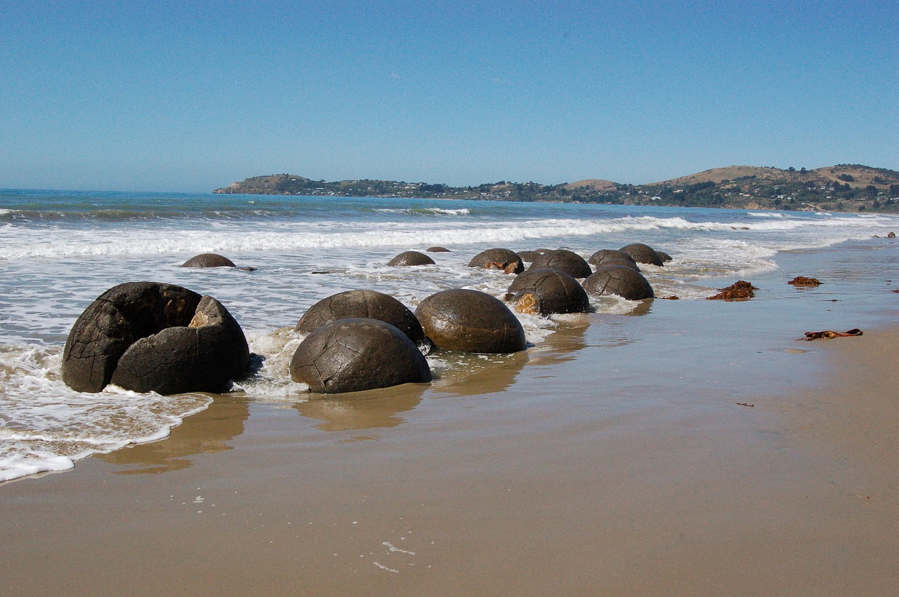 Koekohe Beach, New Zeeland